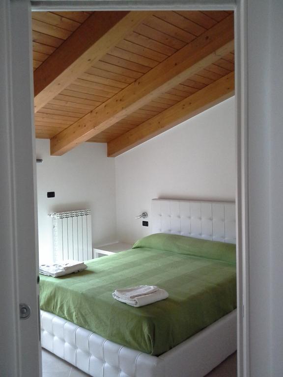 Casa Vacanze The Flea'S Home Fondi Chambre photo